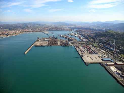 El London Metal Exchange homologa al puerto de Bilbao para acreditar palanquilla